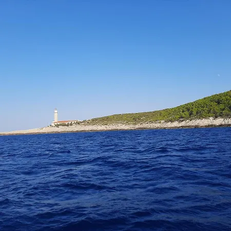 Apartment Nono Ivo Vis