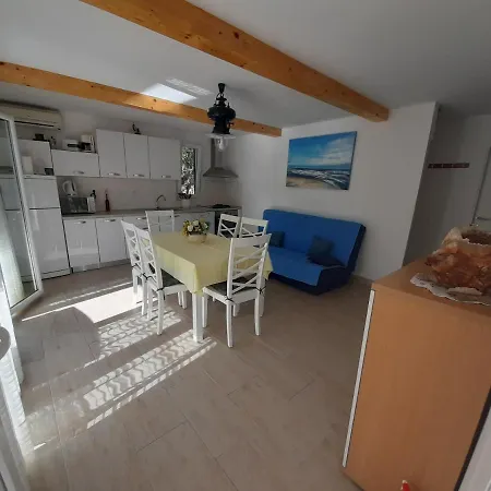 Nono Ivo Apartment *